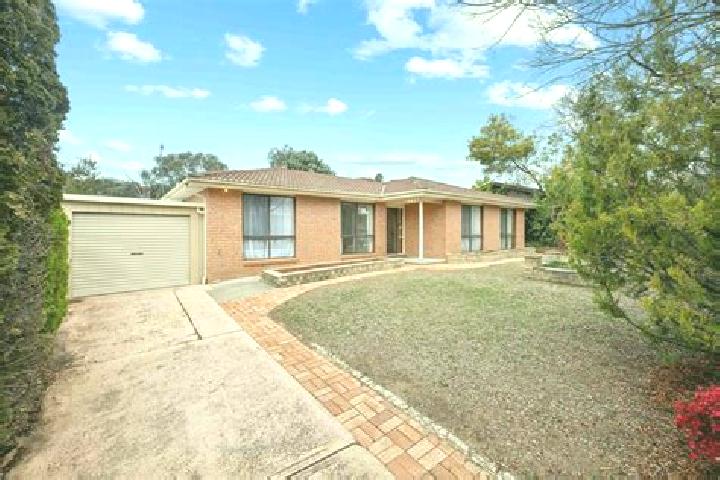 Eva, 35 — Escort in Isabella Plains, Australia