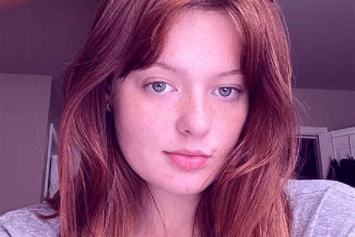 Eva, 36, a red blue-eyed slavic companion based in Soum. Offering GFE, Fetish, CIM, Couples. Available for incall and outcall, overnight bookings available.