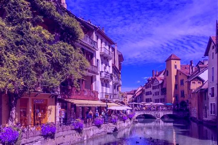 Eva, 36 — Escort in Bienville, France