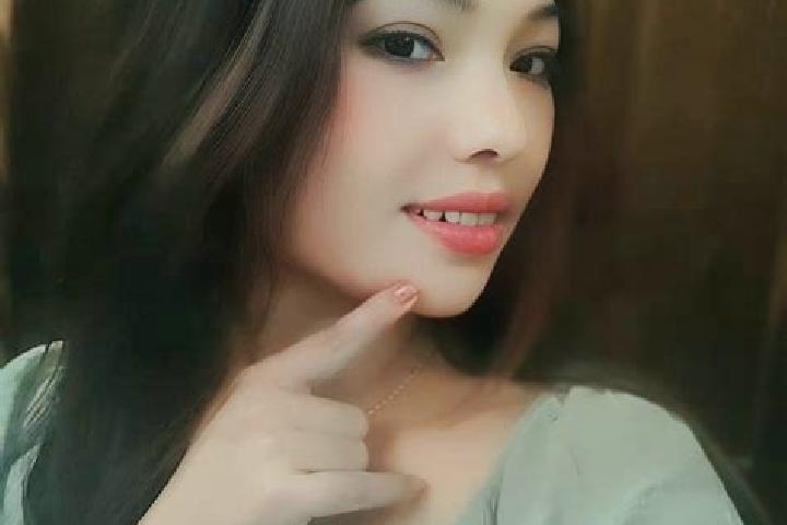 Eva, 36 — Escort in Chanu, France