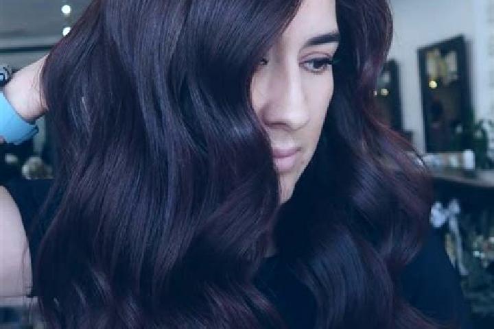 Eva, 37, a auburn dark-eyed mixed companion based in Merone. Offering Duos, GFE, Fetish. Available for incall and outcall, day and evening dates.