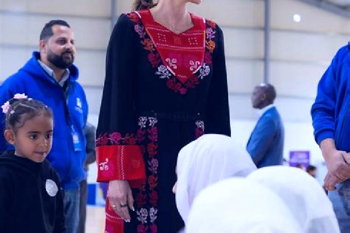 Eva, 37 — Escort in Al Quwayrah, Jordan