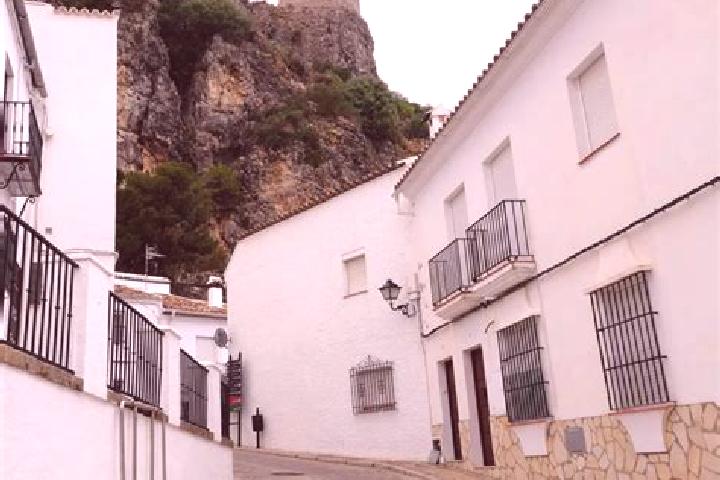 Eva, 37 — Escort in La Roca de la Sierra, Spain