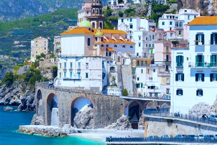 Eva, 37 — Escort in Pianello, Italy