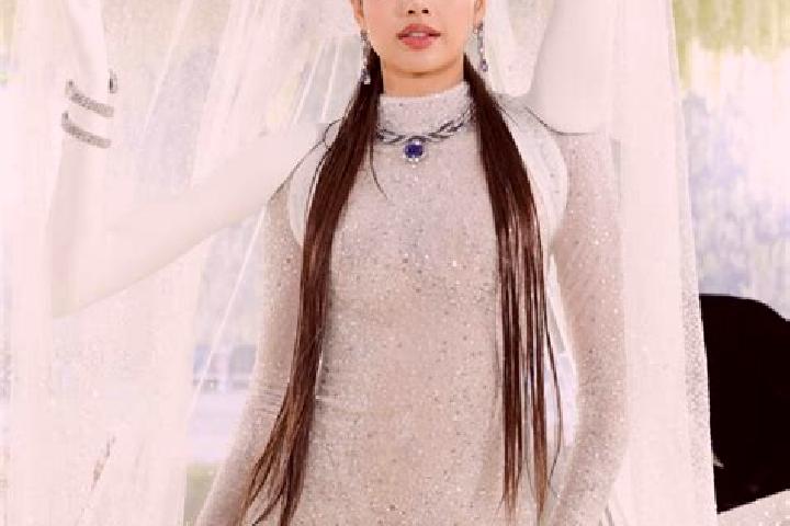 Eva, 37 — Escort in Tha Wun Taw, Myanmar