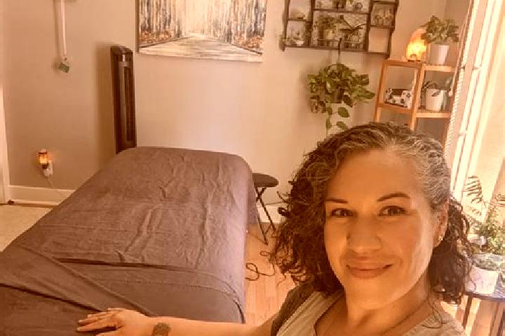 Eva, 39, a blonde dark-eyed mixed companion based in Drumheller. Offering 69, Erotic Massage, BDSM. Available for incall and outcall, day and evening dates.