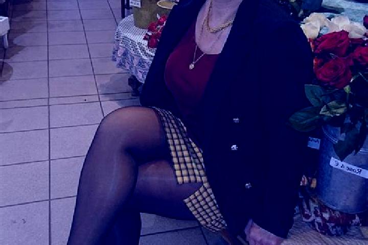 Eva, 39 — Escort in Bas-Warneton, Belgium