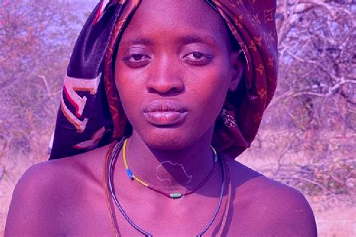 Eva, 39 — Escort in Humbe, Angola