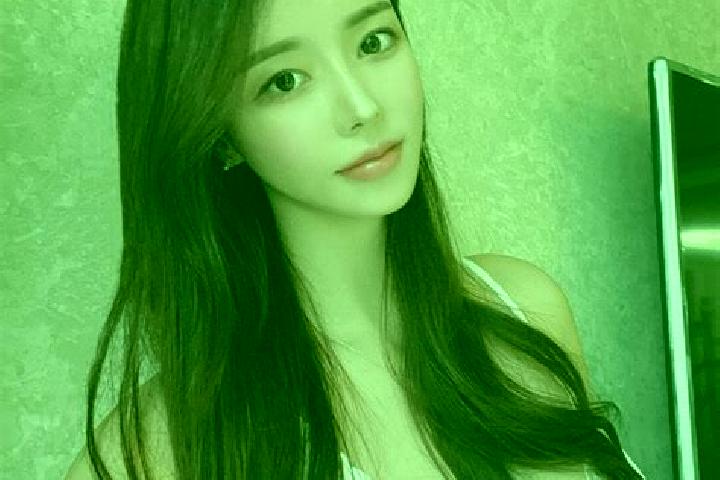 Eva, 39 — Escort in Sankeshu, China