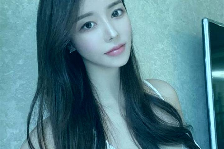 Eva, 39 — Escort in Taipinghu, China