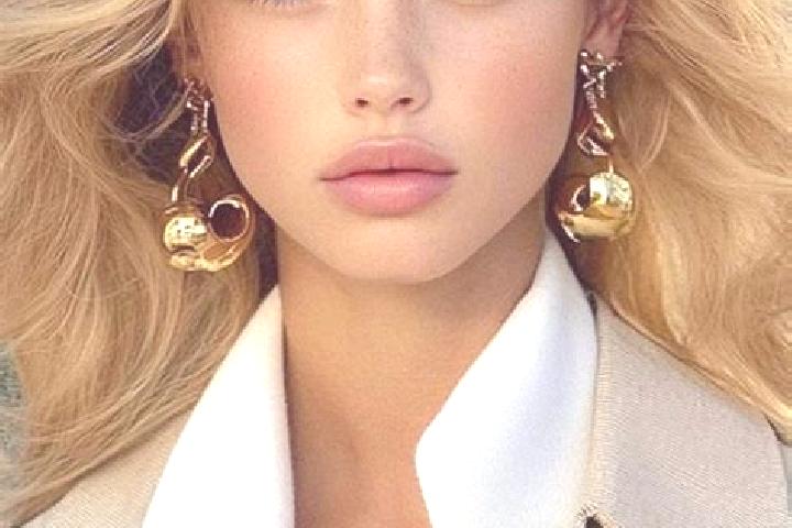 Evelyn, 20, a auburn amber-eyed caribbean companion based in Tangjiawan. Offering Deep French Kissing, Dinner Date, Duos. Available for incall and outcall, o...