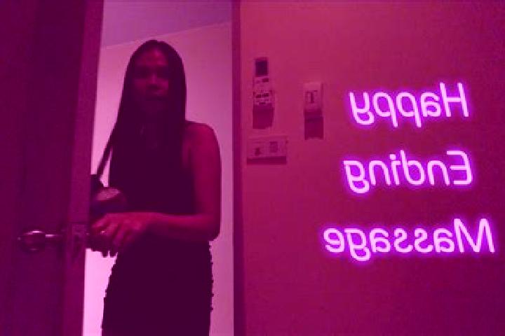 Evelyn, 20, a black dark-eyed european companion based in Imer. Offering Dinner Date, CIM, A-Level, Party Girl, Erotic Massage. Available for incall and outc...