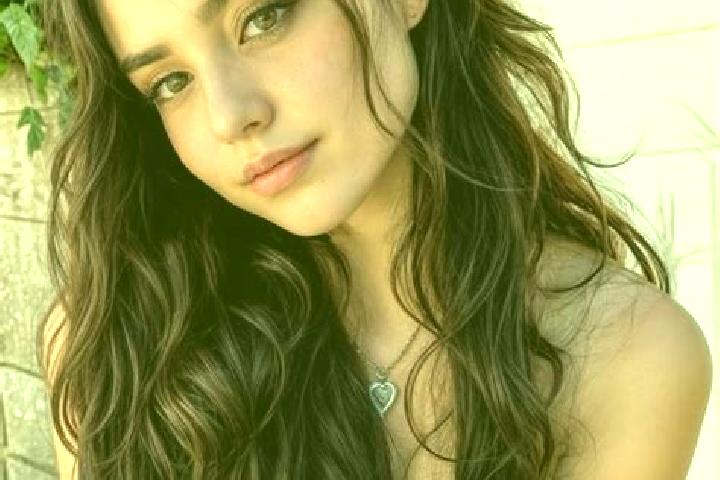 Evelyn, 20, a brunette hazel-eyed middle eastern companion based in Guanyinsi. Offering Girlfriend Experience, Domination, Party Girl. Available for incall a...