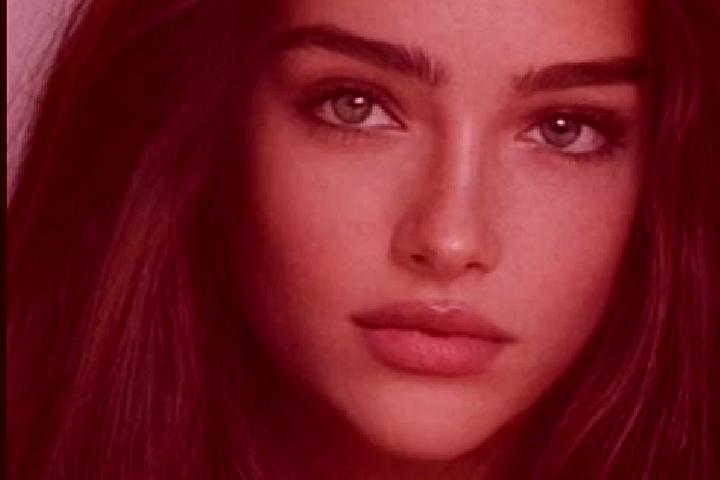 Evelyn, 20, a chestnut grey-eyed caucasian companion based in Toslak. Offering Girlfriend Experience, 69, CIM, A-Level. Available for incall and outcall, ove...