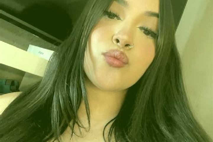 Evelyn, 20 — Escort in Nada, China