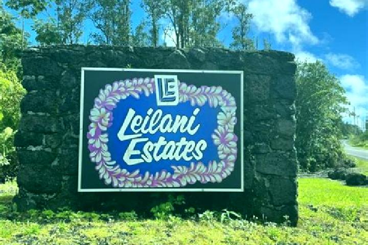 Evelyn, 20 — Escort in Pahoa, United States