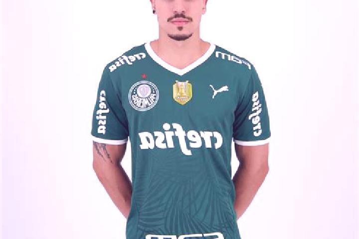Evelyn, 20 — Escort in Palmeiras, Brazil