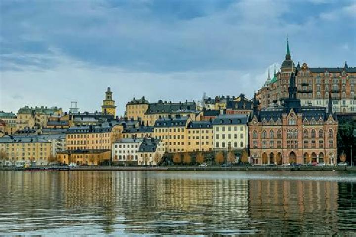 Evelyn, 20 — Escort in Save, Sweden