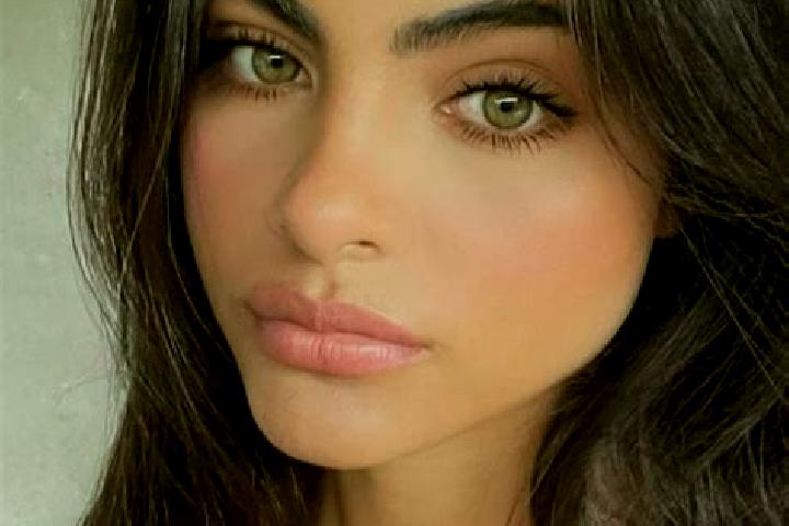 Evelyn, 21, a brunette green-eyed european companion based in Pyu. Offering BDSM, CIM, Travel Companion, Duos, Tantra. Available for incall and outcall, over...