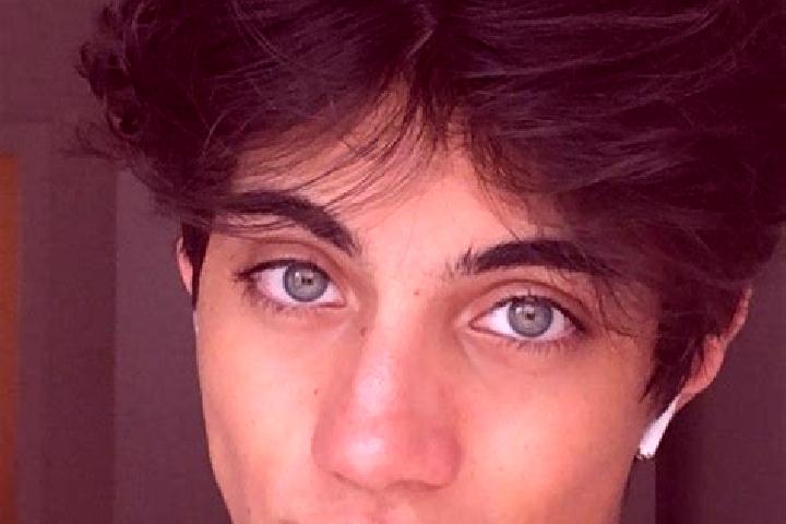 Evelyn, 21, a chestnut green-eyed caucasian companion based in Matos Costa. Offering Domination, OWO, Roleplay. Available for incall and outcall, overnight b...