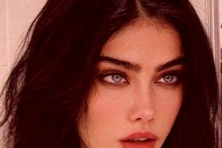 Evelyn, 21, a chestnut grey-eyed caucasian companion based in Venev. Offering Duos, Fetish, GFE, Deep French Kissing, BDSM. Available for incall and outcall,...