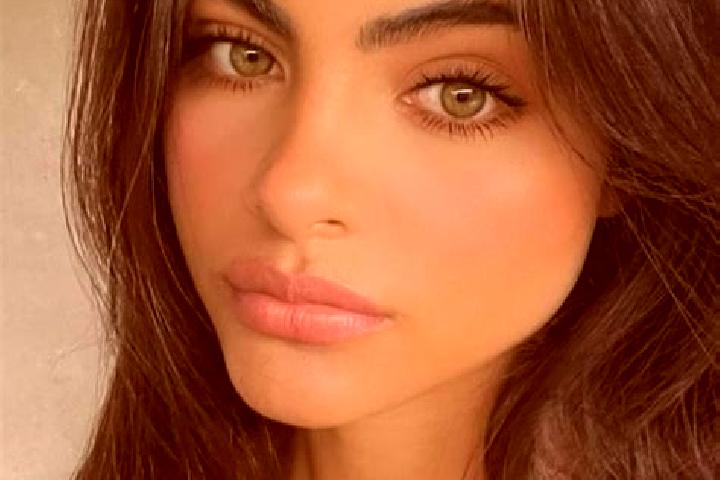 Evelyn, 21, a chestnut hazel-eyed indian companion based in Ferreira. Offering Girlfriend Experience, Massage. Available for incall and outcall, day and even...