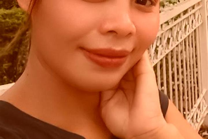 Evelyn, 21 — Escort in Buhe, China