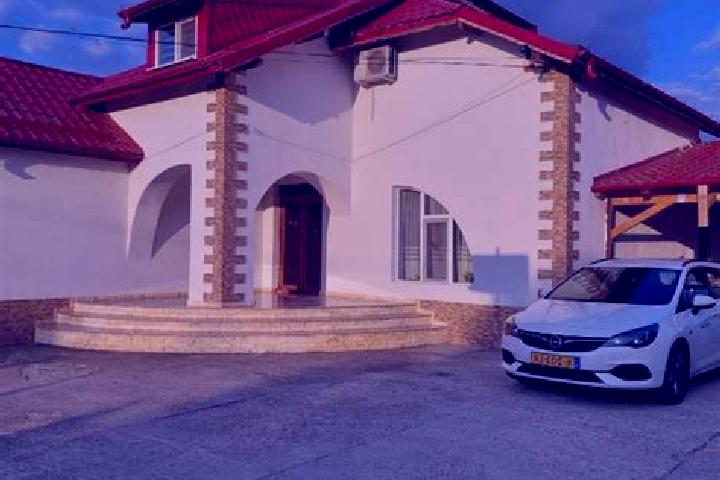 Evelyn, 21 — Escort in Udeni-Zavoi, Romania