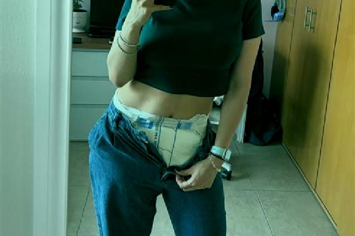 Evelyn, 22, a auburn amber-eyed latina companion based in Getulina. Offering Overnight, Fetish, Duos, BDSM, Girlfriend Experience. Available for incall and o...