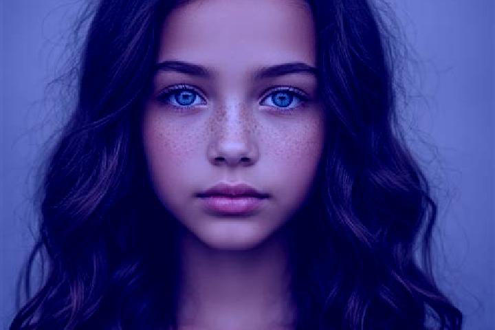Evelyn, 22, a auburn dark-eyed caribbean companion based in Batchelor. Offering Massage, Party Girl. Available for incall and outcall, day and evening dates.