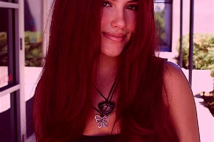 Evelyn, 22, a auburn dark-eyed indian companion based in Waterloo. Offering Fetish, Erotic Massage, Overnight, Dinner Date, Duos. Available for incall and ou...