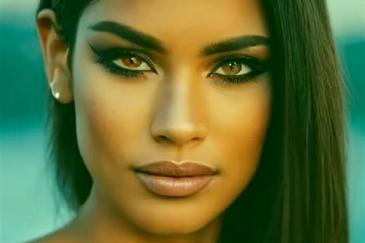 Evelyn, 22, a black green-eyed latina companion based in Bourth. Offering Erotic Massage, Massage, Couples, OWO. Available for incall and outcall, overnight ...