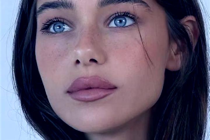 Evelyn, 22, a brunette brown-eyed ebony companion based in Soeguet. Offering GFE, Travel Companion, Girlfriend Experience. Available for incall and outcall, ...