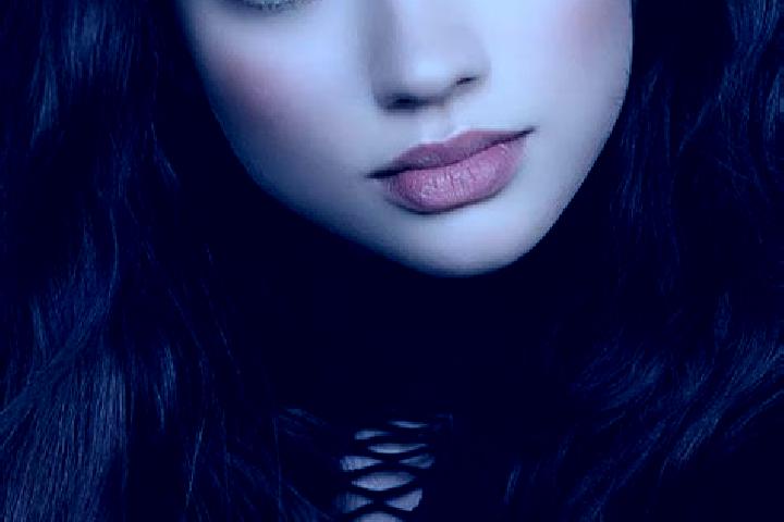 Evelyn, 22, a brunette dark-eyed caribbean companion based in Limla. Offering Party Girl, 69. Available for incall and outcall, overnight bookings available.