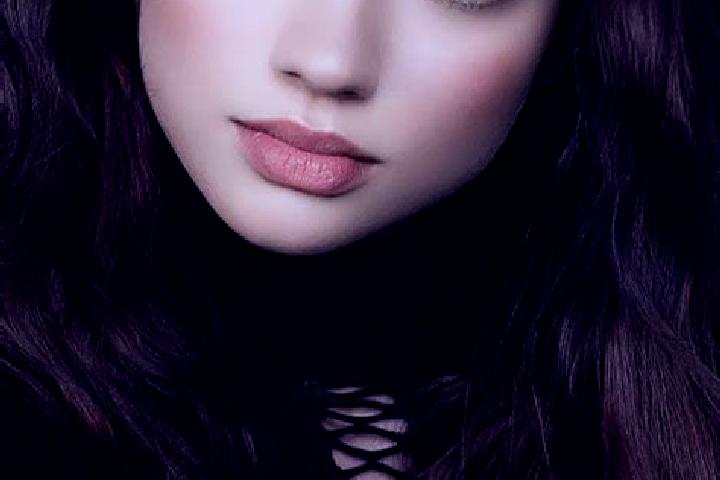 Evelyn, 22, a brunette dark-eyed european companion based in West Gate. Offering A-Level, Prostate Massage, Overnight, Dinner Date, Deep French Kissing. Avai...