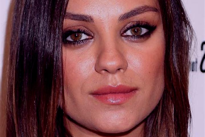 Evelyn, 22, a dark blonde hazel-eyed ebony companion based in El Tesoro. Offering Girlfriend Experience, Domination, Party Girl. Available for incall and out...