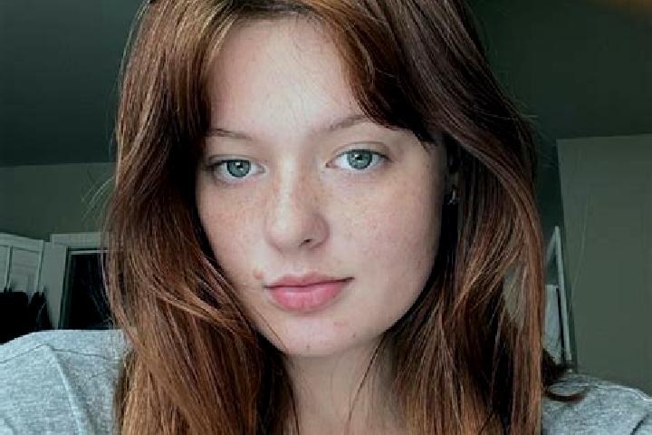 Evelyn, 22, a red green-eyed caribbean companion based in Lachar. Offering Couples, GFE, Deep French Kissing. Available for incall and outcall, day and eveni...