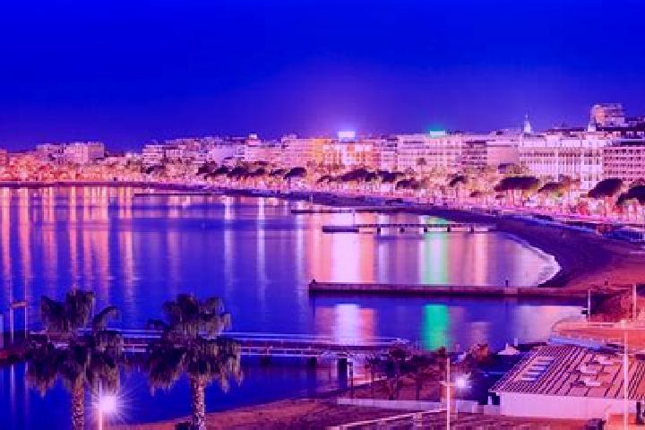 Evelyn, 22 — Escort in Cannes, France