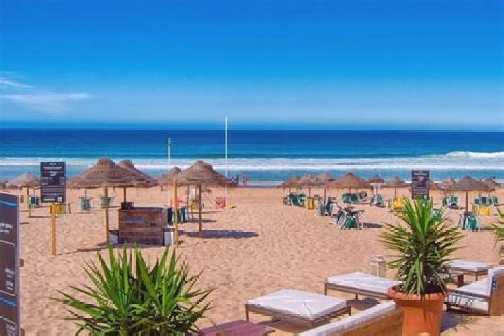Evelyn, 22 — Escort in Costa de Caparica, Portugal