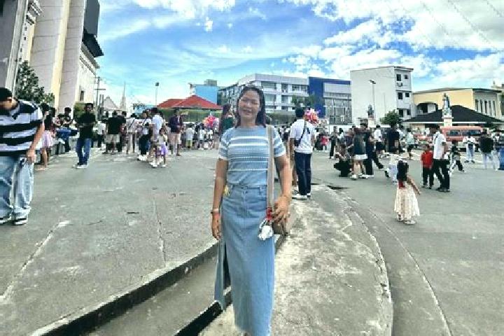 Evelyn, 22 — Escort in Ibaan, Philippines