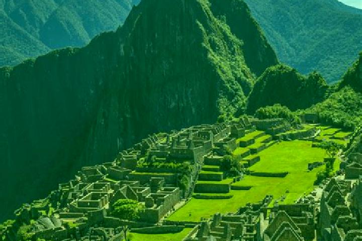 Evelyn, 22 — Escort in Incahuasi, Peru