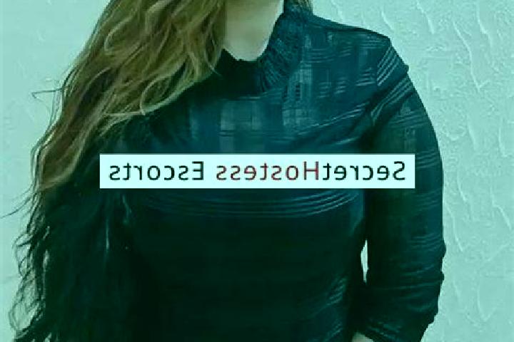 Evelyn, 22 — Escort in Sumbal, India