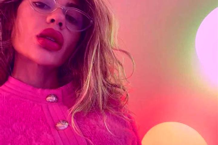 Evelyn, 22 — Escort in Turchi, Iran