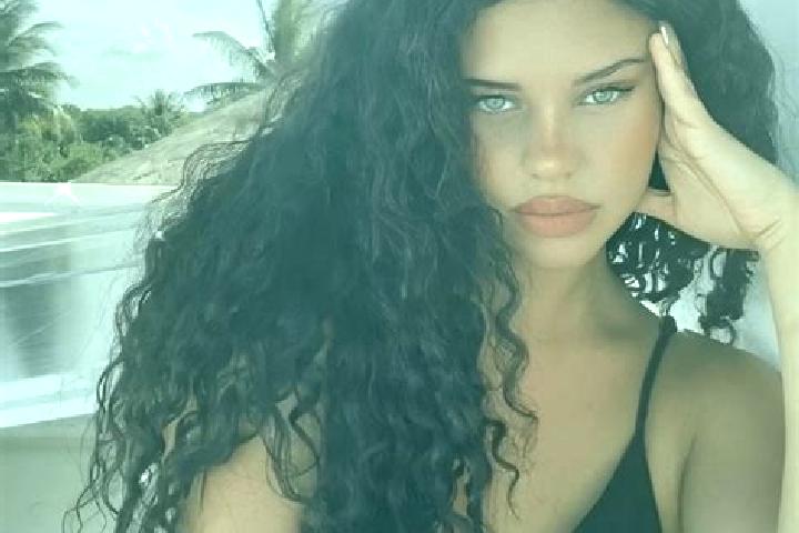 Evelyn, 23, a black grey-eyed latina companion based in General Ortiz Avila. Offering Overnight, Fetish, CIM, 69. Available for incall and outcall, day and e...