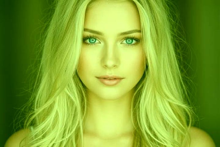 Evelyn, 23, a blonde dark-eyed mixed companion based in Dixon. Offering Dinner Date, Prostate Massage. Available for incall and outcall, day and evening dates.