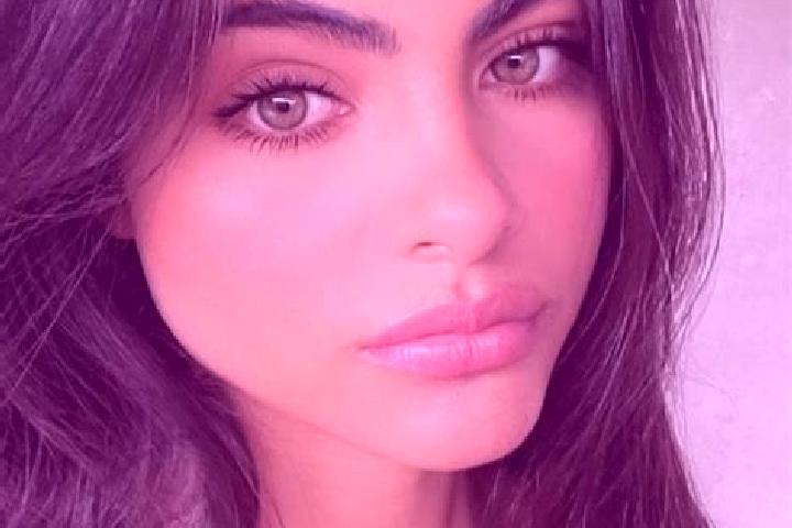 Evelyn, 23, a brunette dark-eyed asian companion based in Pyrgos. Offering Deep French Kissing, Tantra, Dinner Date, Overnight, Prostate Massage. Available f...