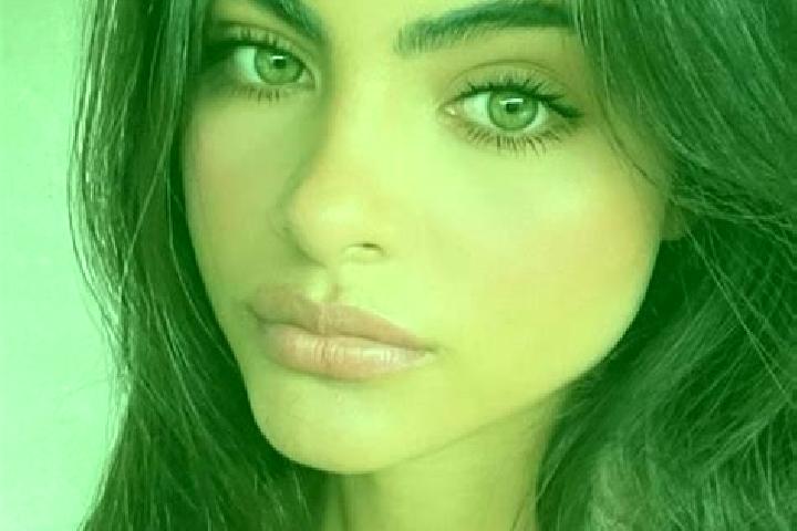 Evelyn, 23, a brunette green-eyed caribbean companion based in Valle de Matamoros. Offering Dinner Date, Roleplay, Prostate Massage. Available for incall and...