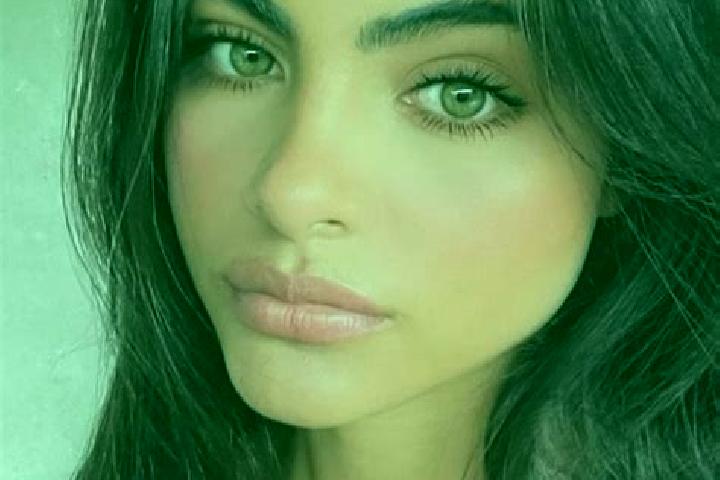 Evelyn, 23, a brunette green-eyed mixed companion based in Benassal. Offering A-Level, Striptease, 69, Girlfriend Experience, Overnight. Available for incall...