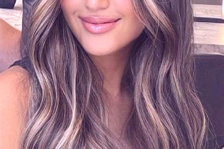 Evelyn, 23, a dark blonde brown-eyed indian companion based in Plymouth. Offering Striptease, Dinner Date, BDSM, Fetish, Erotic Massage. Available for incall...