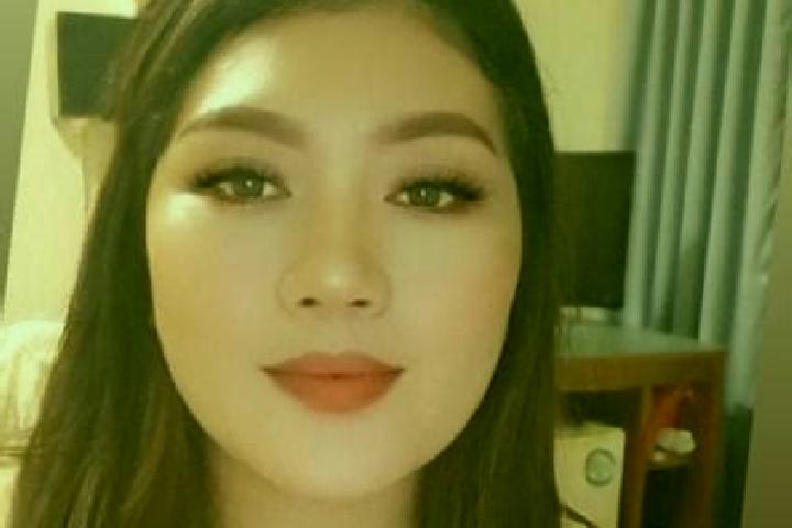 Evelyn, 23, a red dark-eyed asian companion based in Tras Cerros. Offering GFE, Domination, Dinner Date. Available for incall and outcall, day and evening da...